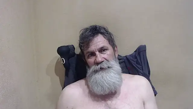 AlexNudo online show from June 3, 2026, 9:52 pm