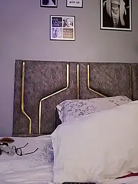 haileystone online show from February 15, 2026, 12:26 pm