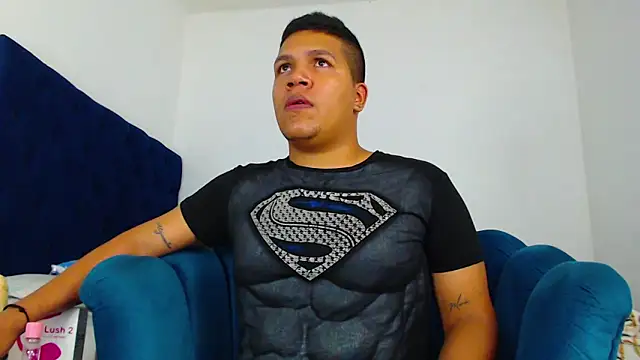 StevanHouston online show from February 5, 2025, 4:37 am