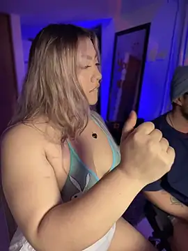 Snapshot of Im_sophiie chatting on November 7, 2025, 6:51 am Im sophiie online show from November 7, 2025, 6:51 am