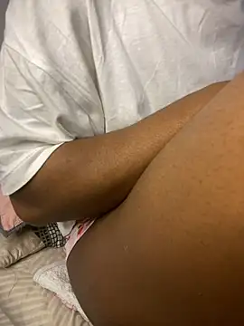  yisela  online show from January 14, 2026, 12:47 am