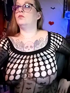 edgexchaos online show from February 17, 2026, 4:43 am