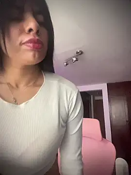 Miaparkerss  online show from March 17, 2026, 9:18 pm