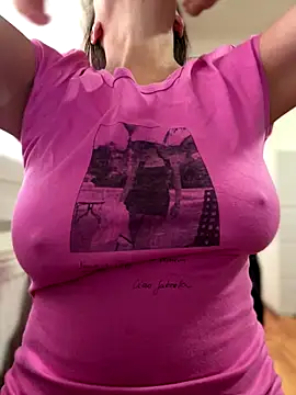 sweetmystery1 online show from October 1, 2025, 7:46 am