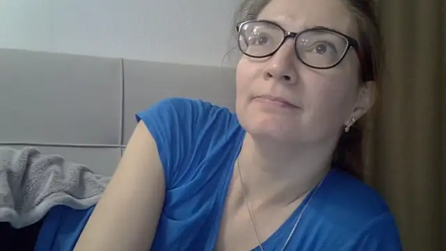 Ashleyspice online show from December 16, 2025, 6:06 am