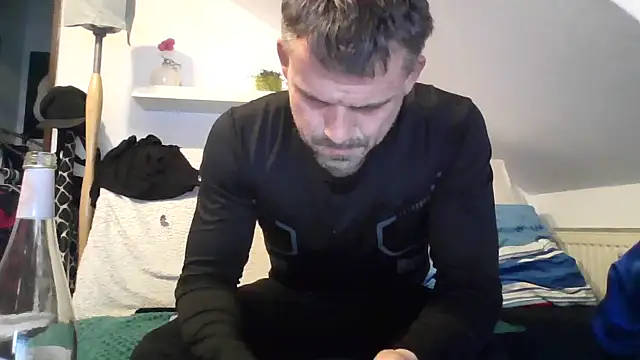 Cambitchboy online show from January 14, 2026, 7:50 pm