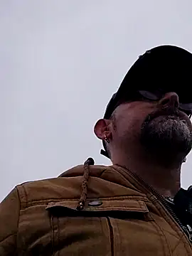 BuckWessle online show from February 16, 2025, 10:32 am