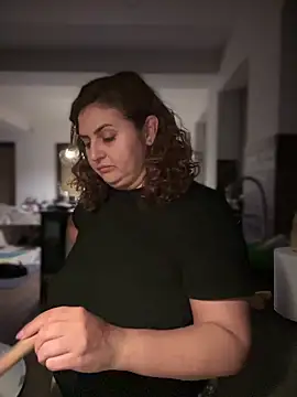 AnneKane online show from October 3, 2025, 6:09 pm