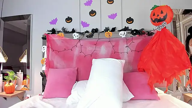 Ahincale online show from October 30, 2025, 7:44 pm