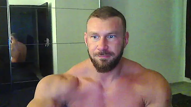 Snapshot of muscularkevin chatting on July 22, 2026, 3:30 am muscularkevin online show from July 22, 2026, 3:30 am
