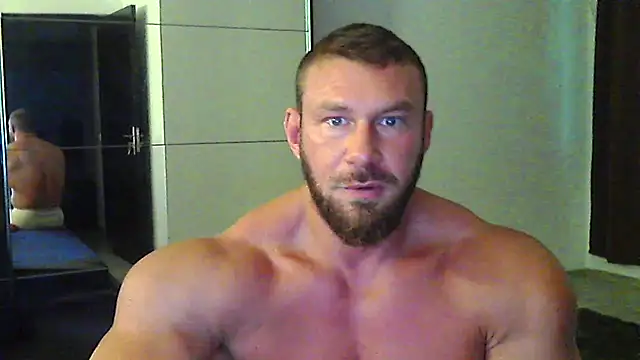 Snapshot of muscularkevin chatting on July 17, 2026, 3:26 am muscularkevin online show from July 17, 2026, 3:26 am