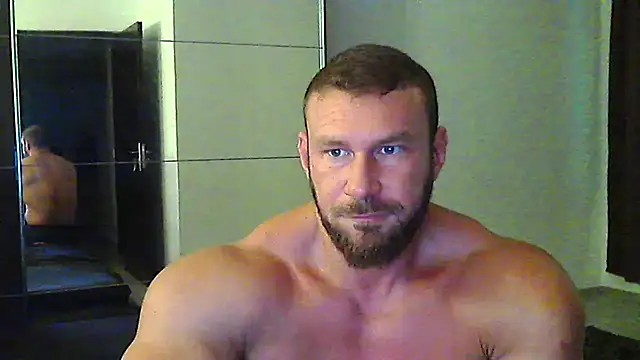 Snapshot of muscularkevin chatting on July 21, 2026, 3:20 am muscularkevin online show from July 21, 2026, 3:20 am