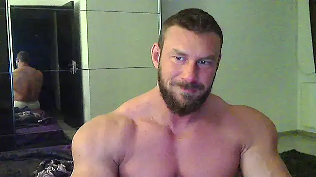 Snapshot of muscularkevin chatting on April 28, 2026, 3:22 am muscularkevin online show from April 28, 2026, 3:22 am