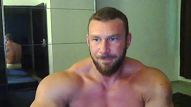 Snapshot of muscularkevin chatting on July 19, 2026, 3:26 am muscularkevin online show from July 19, 2026, 3:26 am
