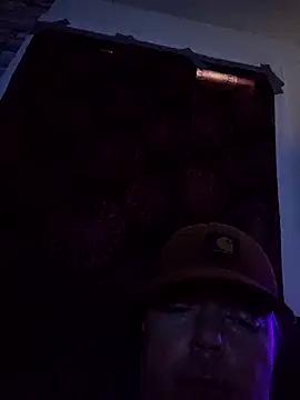 Snapshot of Hotredheadandtoungelasher chatting on February 16, 2026, 2:16 pm Hotredheadandtoungelasher online show from February 16, 2026, 2:16 pm