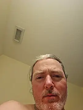 Snapshot of Hotredheadandtoungelasher chatting on February 20, 2025, 3:12 am Hotredheadandtoungelasher online show from February 20, 2025, 3:12 am