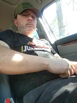 Snapshot of Hotredheadandtoungelasher chatting on March 6, 2025, 7:10 pm Hotredheadandtoungelasher online show from March 6, 2025, 7:10 pm