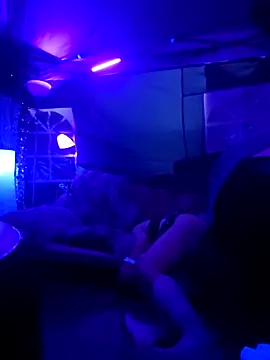 Snapshot of Hotredheadandtoungelasher chatting on March 11, 2025, 5:02 am Hotredheadandtoungelasher online show from March 11, 2025, 5:02 am