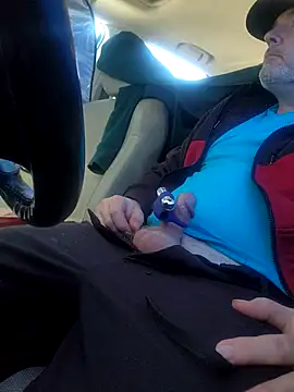 Snapshot of Hotredheadandtoungelasher chatting on February 1, 2026, 3:10 pm Hotredheadandtoungelasher online show from February 1, 2026, 3:10 pm