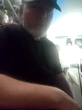 Snapshot of Hotredheadandtoungelasher chatting on February 8, 2026, 8:56 am Hotredheadandtoungelasher online show from February 8, 2026, 8:56 am