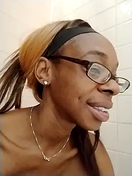 Jasmine FullsShine online show from February 25, 2026, 4:07 pm