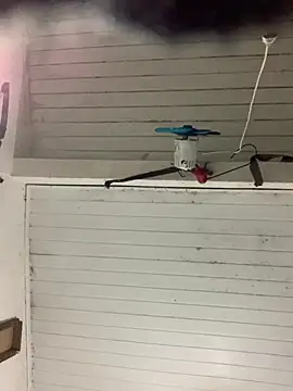 raphadoors19 online show from November 13, 2025, 7:56 am