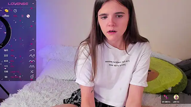 Ema X Love online show from December 4, 2025, 8:08 pm