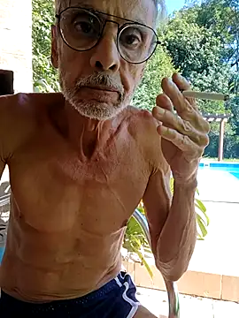 Snapshot of dutra498 chatting on January 5, 2026, 6:33 pm dutra498 online show from January 5, 2026, 6:33 pm