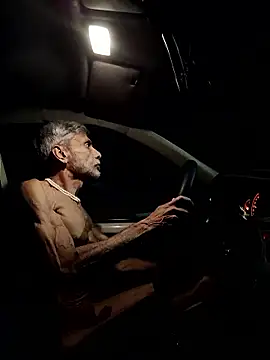 Snapshot of dutra498 chatting on January 14, 2026, 5:33 am dutra498 online show from January 14, 2026, 5:33 am