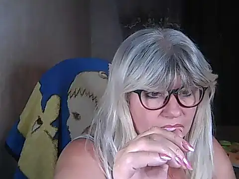 Diana 49 online show from November 19, 2025, 9:48 pm