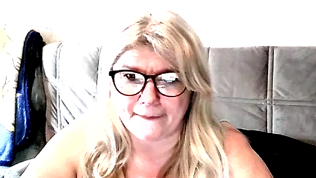 Diana 49 online show from February 26, 2026, 8:53 pm