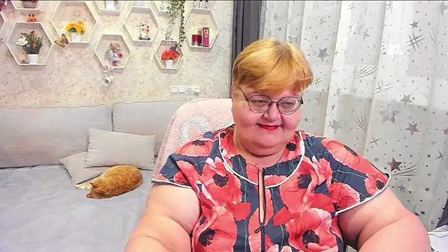  big love  online show from April 12, 2026, 8:12 pm