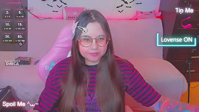 Lolisuccub online show from December 18, 2025, 5:39 pm