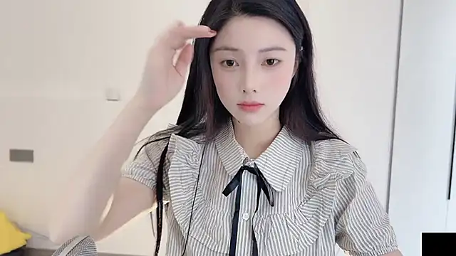 Snapshot of HaagenDazs_ chatting on February 19, 2025, 5:49 am HaagenDazs online show from February 19, 2025, 5:49 am