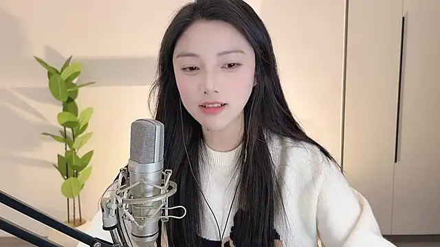 Snapshot of HaagenDazs_ chatting on February 21, 2025, 1:11 pm HaagenDazs online show from February 21, 2025, 1:11 pm