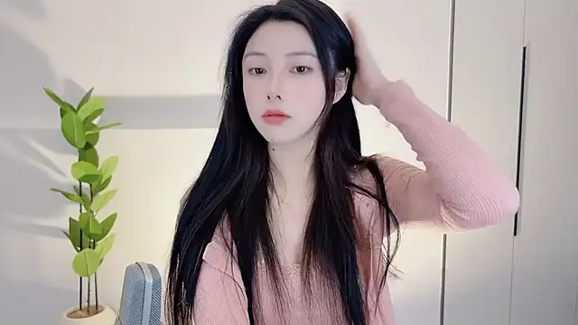Snapshot of HaagenDazs_ chatting on February 20, 2025, 12:57 pm HaagenDazs online show from February 20, 2025, 12:57 pm