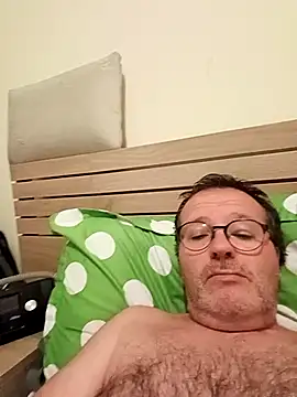 mike9473 online show from September 27, 2025, 9:43 pm