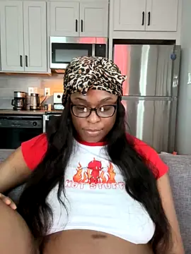 CandyLuxxxx online show from October 15, 2025, 11:24 pm