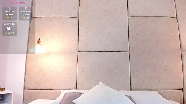 aisha vs online show from February 27, 2026, 12:05 pm