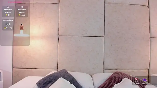 aisha vs online show from February 6, 2026, 12:45 pm