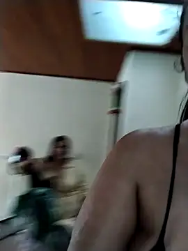 keilymadam online show from November 18, 2025, 12:41 pm