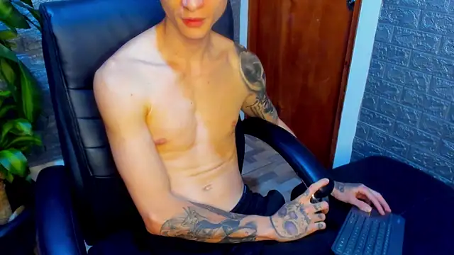 Dmtry6 online show from March 22, 2025, 11:20 pm