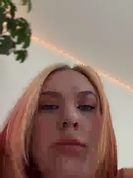 Snapshot of AnjaAmelia chatting on September 11, 2025, 9:53 am AnjaAmelia online show from September 11, 2025, 9:53 am