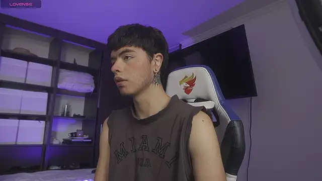  morghan  online show from November 30, 2025, 7:58 pm