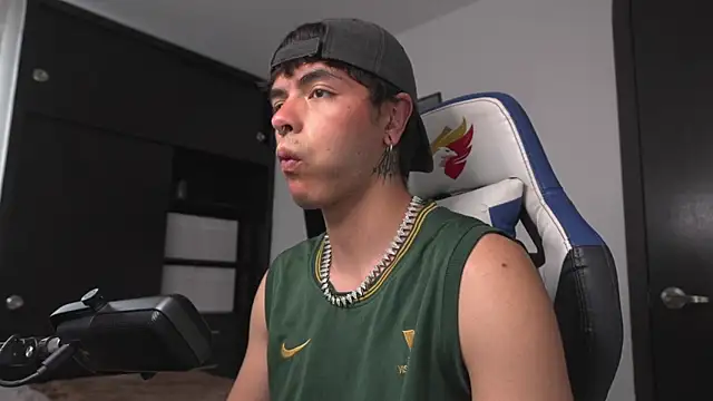  morghan  online show from April 15, 2026, 7:29 pm