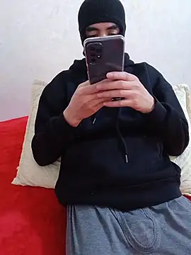 arabqueen online show from December 16, 2025, 11:14 am