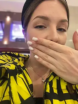 KrisMagnoly online show from March 4, 2026, 6:15 pm