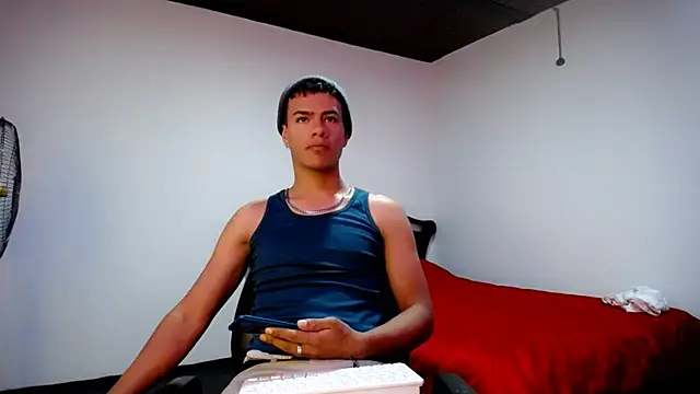 Snapshot of Deiby_casas chatting on January 3, 2025, 3:16 am Deiby casas online show from January 3, 2025, 3:16 am