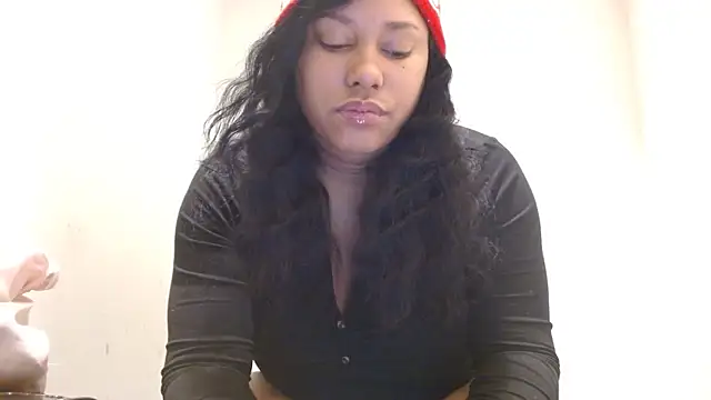 Snapshot of RavenWatts chatting on January 15, 2025, 11:53 am RavenWatts online show from January 15, 2025, 11:53 am