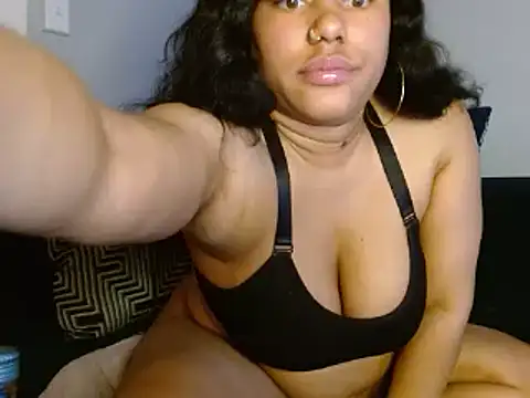 Snapshot of RavenWatts chatting on December 4, 2024, 6:55 pm RavenWatts online show from December 4, 2024, 6:55 pm